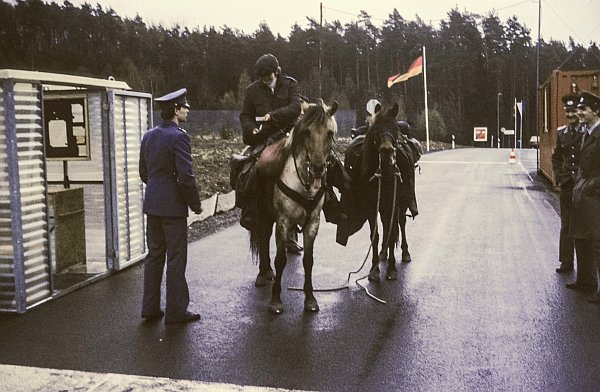 Grenzkontrollen BRD/ DDR (April
              1990)